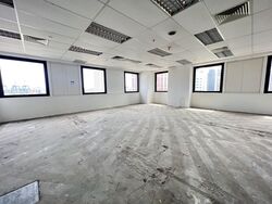Lippo Centre (D2), Office #437340531